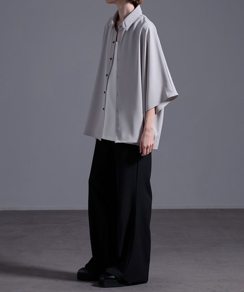 Loose/ルース（ルース）の「ドレープオーバードルマンシャツ（シャツ/ブラウス・メンズ・ブラック/オフホワイト/グリーン/バーガンディー/ライトグレー/ダークグリーン/ブルー系/ピンク系/ホワイト/ブラック系その他/チャコールグレー/ホワイト系その他/ブルー系その他/ホワイト系1/グレー系その他・S/M/L/XS）」の21枚目の写真