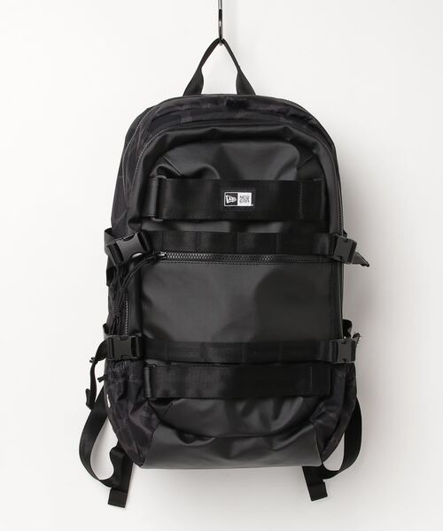 NEW ERA（ニューエラ）の「【NEW ERA/ニューエラ】Skateboard Urban Pack（バックパック/リュック・メンズ・ブラック系/グレー系/ブラック系その他・FREE）」の2枚目の写真