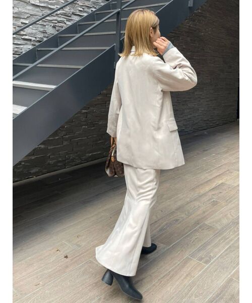 MURUA（ムルーア）の「パウダーツイルマーメイドスカート【セットアップ着用可能】（スカート・レディース・ブラック/ベージュ/ブラウン/その他1/その他2・1/2）」の17枚目の写真