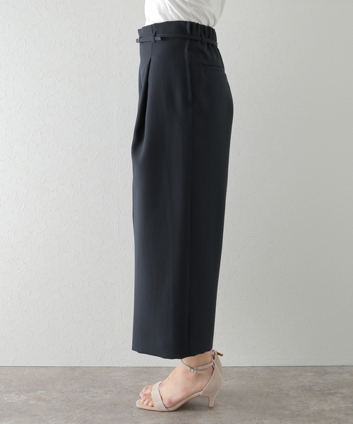 La TOTALITE（ラトータリテ）の「ワイドクロップドパンツ（その他パンツ・レディース・ネイビー/ベージュ・36/38）」の9枚目の写真