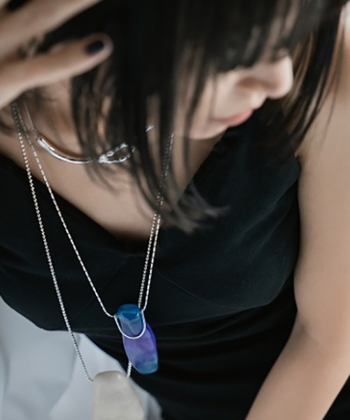 LAPUIS（ラピュイ）の「LAPUIS(ラピュイ)Stone Motifネックレス（ネックレス・レディース・パープル/オレンジ/アイボリー・FREE）」の11枚目の写真