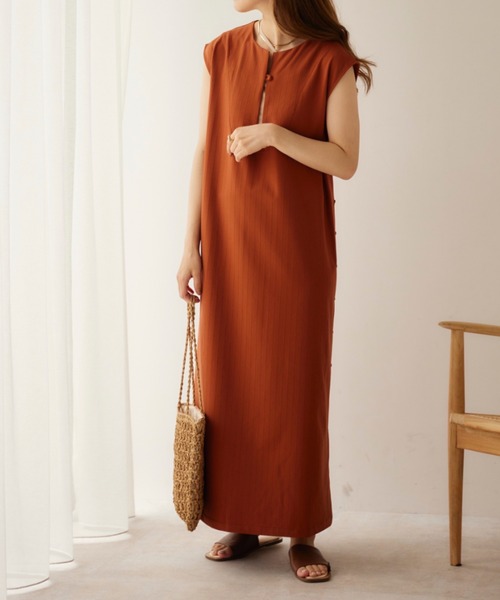 moi tytto（モイテュット）の「ノースリーブサイドスリットワンピース/ジレ（ワンピース・レディース・テラコッタ/ブラウン・FREE）」の9枚目の写真