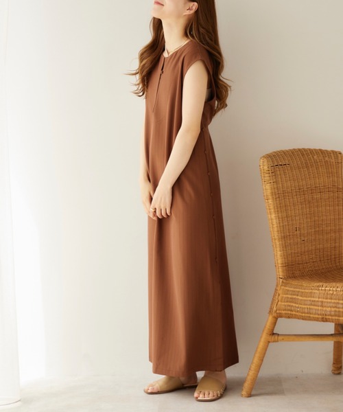 moi tytto（モイテュット）の「ノースリーブサイドスリットワンピース/ジレ（ワンピース・レディース・テラコッタ/ブラウン・FREE）」の15枚目の写真