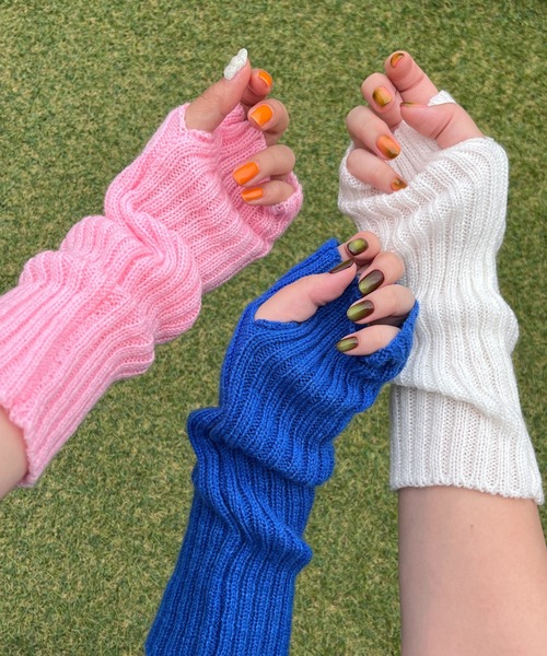 WC（ダブル シー）の「アームウォーマー（アームカバー・レディース・ブラック/ベージュ/ブラウン/ピンク/ブルー/ホワイト・FREE）」の5枚目の写真