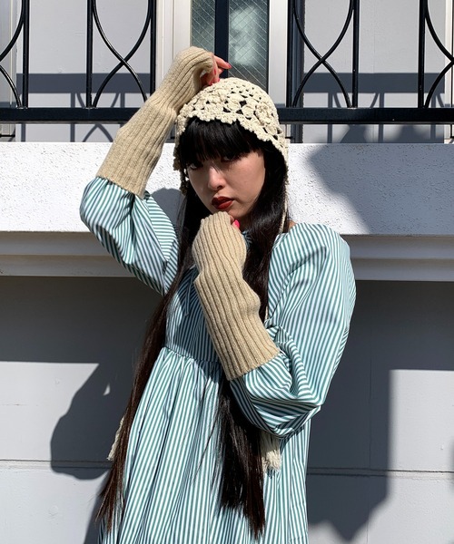 WC（ダブル シー）の「アームウォーマー（アームカバー・レディース・ブラック/ベージュ/ブラウン/ピンク/ブルー/ホワイト・FREE）」の16枚目の写真