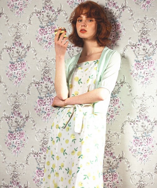 TOCCA(トッカ)の「【WEB限定】【TOCCA LAVENDER】Seer Short-sleeved Cardigan カーディガン(カーディガン/ボレロ・レディース・スモーキーグリーン系/ピンク系/イエロー系/サックスブルー系/ホワイト系・F)」の19枚目の写真