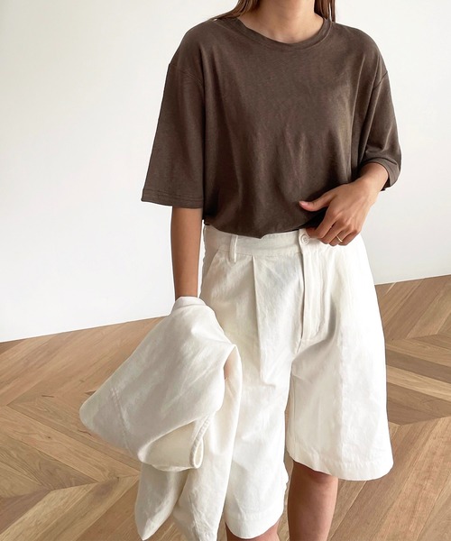 CANAL JEAN（キャナルジーン）の「El mar　リネンスラブオーバーサイズ半袖Tシャツ（Tシャツ/カットソー・レディース・ホワイト/ブラック/ブラウン/カーキ/キナリ・ONE SIZE）」の14枚目の写真