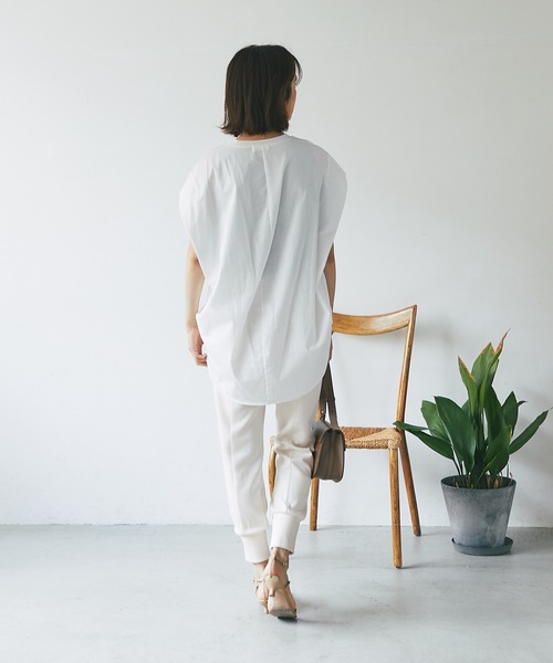 RIVE DROITE（リヴドロワ）の「ドッキングフレンチカットソー（Tシャツ/カットソー・レディース・オフホワイト/ブラック/カーキ・FREE）」の17枚目の写真