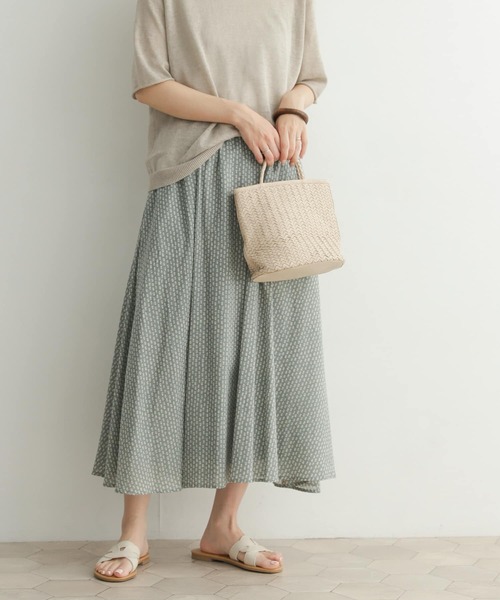 URBAN RESEARCH DOORS(アーバンリサーチドアーズ)の「小紋プリントコットンスカート(スカート・レディース・チャコールグレー/ミント・MEDIUM)」の1枚目の写真