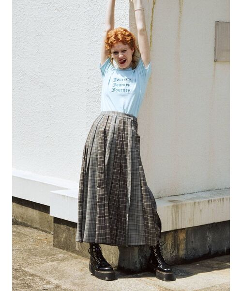 jouetie（ジュエティ）の「Journeyフィット Tシャツ（Tシャツ/カットソー・レディース・ブラック/オフホワイト/ブルー・MEDIUM）」の6枚目の写真