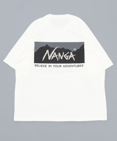 NANGA(ナンガ)の「NANGA別注ロゴバックプリントTシャツ(Tシャツ/カットソー・メンズ・チャコール/ベージュ/ホワイト・LARGE/X-LARGE/MEDIUM)」の4枚目の写真