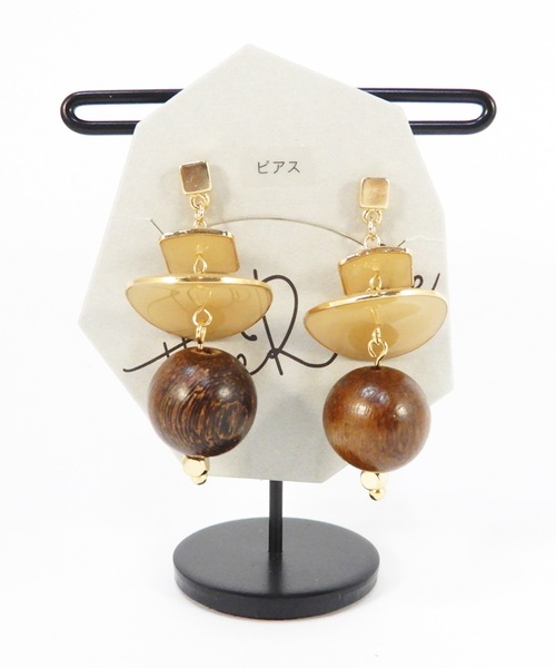 The Rule(ザルール)の「The Rule ザルール:Lantana pierced earring:ランタナ ピアス(ピアス(両耳用)・レディース・ダークブラウン/ブラウン/キャメル/オフホワイト・FREE)」の6枚目の写真