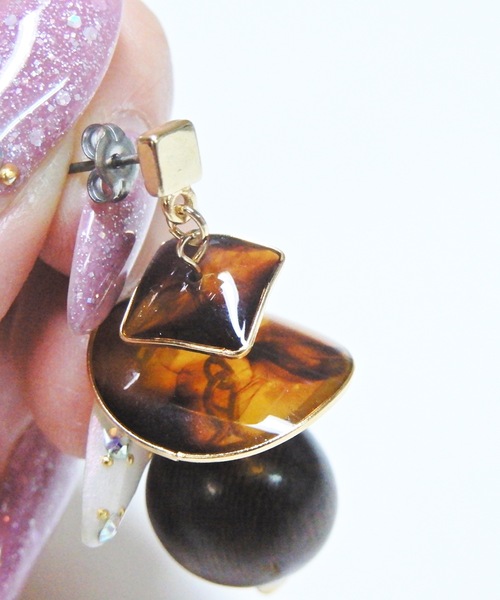 The Rule(ザルール)の「The Rule ザルール:Lantana pierced earring:ランタナ ピアス(ピアス(両耳用)・レディース・ダークブラウン/ブラウン/キャメル/オフホワイト・FREE)」の8枚目の写真
