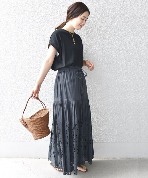 SHIPS(シップス)の「【SHIPS別注】Sohana:〈手洗い可能〉カットワークレーススカート◆(スカート・レディース・ホワイト/ダークグレー・ONE SIZE)」の4枚目の写真