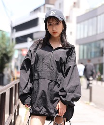 ＮＵＮ ナイロンパーカー