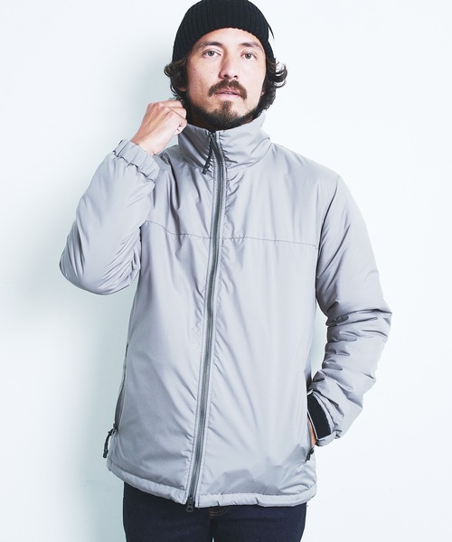 Magine（マージン）の「PE TAFFETA STAND 2TONE THINSULATE BLOUSON:ポリエステル タフタ スタンド 2トーン シンサレート ブルゾン 22AW（ナイロンジャケット・メンズ・ブラック/ネイビー/グレー/オリーブ×ブラック・44/46/48）」の3枚目の写真