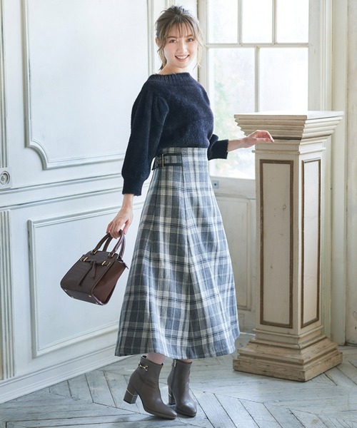 NOELA（ノエラ）の「ハイネック２ＷＡＹふわニット（ニット/セーター・レディース・オフホワイト/ボルドー/ブラウン/ブラック・フリー）」の11枚目の写真