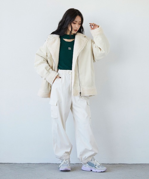 179/WG(イチナナキュウダブルジー)の「スリットリブニットプルオーバー(ニット/セーター・レディース・グリーン/ブルー/パープル/ブラック/オフホワイト・FREE)」の16枚目の写真
