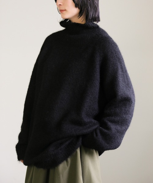select MOCA(セレクトモカ)の「ハイネックシャギールーズニット(ニット/セーター・レディース・マスタード/ブラウン/ブラック・FREE)」の12枚目の写真