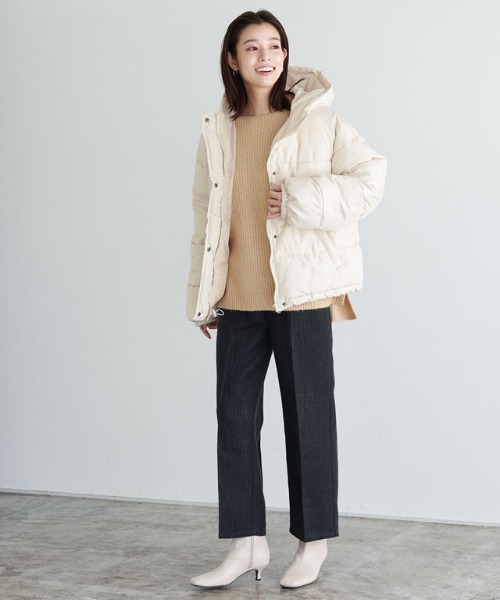 Pierrot(ピエロ)の「フェイクダウンジャケット(ダウンジャケット/コート・レディース・アイボリー/ブラック/ベージュ/ダークベージュ・M)」の22枚目の写真