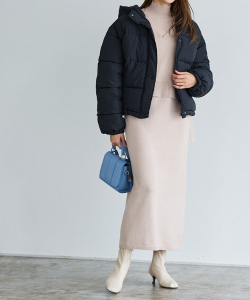 Pierrot(ピエロ)の「フェイクダウンジャケット(ダウンジャケット/コート・レディース・アイボリー/ブラック/ベージュ/ダークベージュ・M)」の8枚目の写真