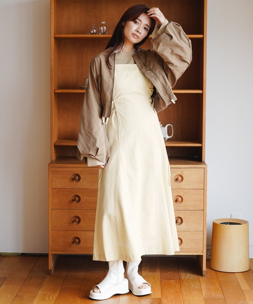 mysty woman(ミスティウーマン)の「オープントゥブーツサンダル 183492(ブーツ・レディース・ブラック/アイボリー・MEDIUM/LARGE)」の5枚目の写真