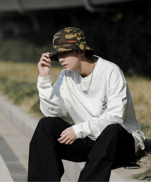 neos(ネオス)の「【neos -addictive design-】ビッグシルエット バックプリント スケート ヘビーウェイト クルーネック ロングスリーブ Tシャツ(Tシャツ/カットソー・メンズ・ブルー/ブラック/グリーン/ホワイト・LARGE/X-LARGE/MEDIUM)」の17枚目の写真
