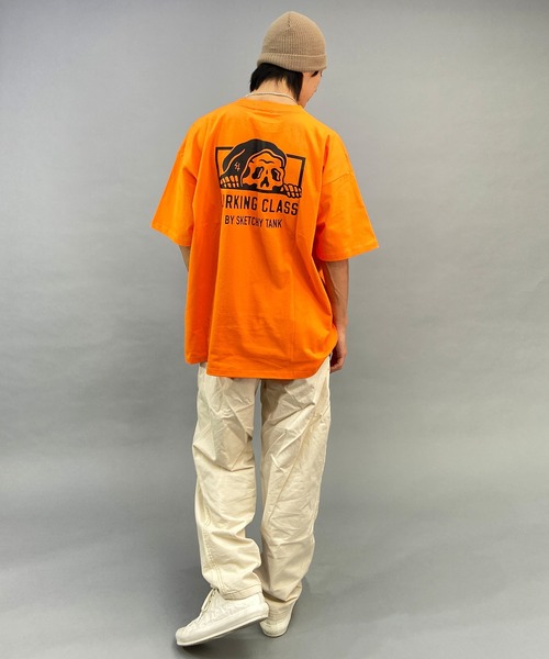 LURKING CLASS(ラーキングクラス)の「【ムラサキスポーツ別注】LURKING CLASS/ラーキングクラス オーバーサイズ バックプリントTシャツ/半袖Tシャツ ST23STM01(Tシャツ/カットソー・メンズ・ホワイト/ブラック/オレンジ・L/M/XL)」の14枚目の写真