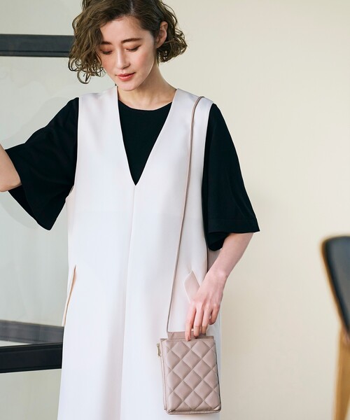 grove(グローブ)の「◆ダイヤキルトマルチショルダー(ショルダーバッグ・レディース・シルバー/ブラック/アイボリー/ライトグレー・00)」の4枚目の写真