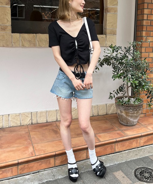 SPIRALGIRL（スパイラルガール）の「ドロストデザインリブトップス（Tシャツ/カットソー・レディース・パープル/ブラック/オフホワイト・FREE）」の4枚目の写真