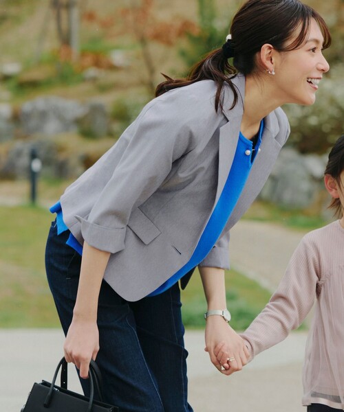 Tiaclasse(ティアクラッセ)の「カチオンテーラードジャケット(テーラードジャケット・レディース・グレイッシュベージュ/ネイビー/ブラック/チャコールグレー・XL/XXL)」の17枚目の写真