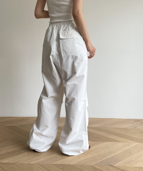 RED CHOP WORKS（レッドチョップワークス）の「RED CHOP WORKS(レッドチョップワークス) コットンナイロンカーゴパンツ（カーゴパンツ・レディース・ホワイト・ONE SIZE）」の3枚目の写真