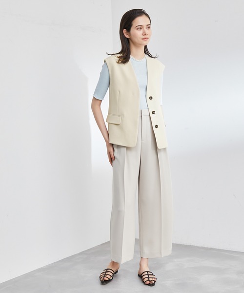 ROPE'（ロペ）の「【洗える】オックスレーヨンノーカラーベスト（ベスト・レディース・ブラック/クリーム・38）」の21枚目の写真