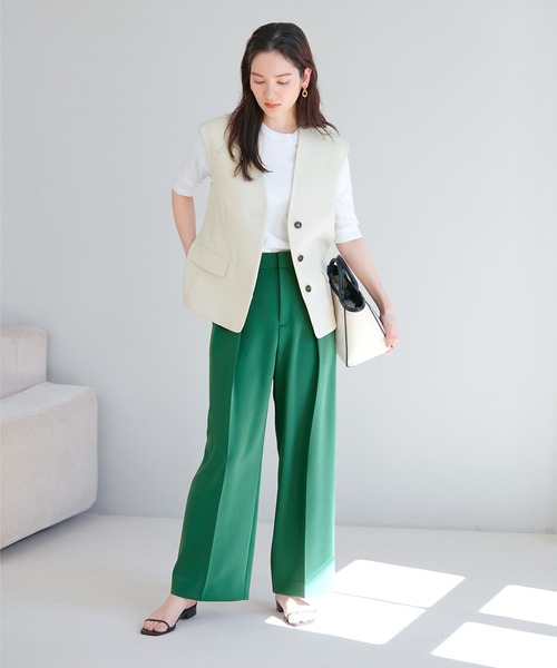 ROPE'（ロペ）の「【洗える】オックスレーヨンノーカラーベスト（ベスト・レディース・ブラック/クリーム・38）」の22枚目の写真