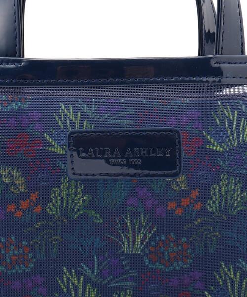 LAURA ASHLEY(ローラアシュレイ)の「フラワー マーケット柄 バッグインバッグ(ハンドバッグ・レディース・アイボリー系/ネイビー系6/ピンク系5・00)」の4枚目の写真