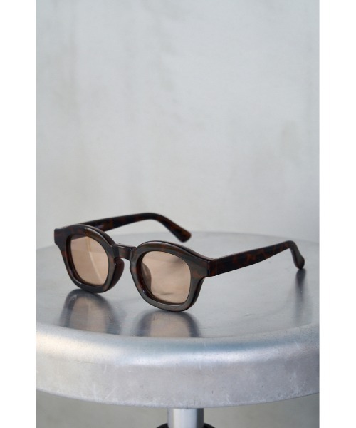 AZUL by moussy(アズールバイマウジー)の「BIG FRAME EYEWEAR/ビッグフレームアイウェア(サングラス・メンズ・ブラック/ブラウン・FREE)」の11枚目の写真