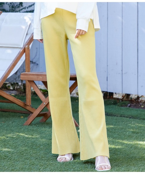 CHILLE（チル）の「ハンドカットリブフレアパンツ（その他パンツ・レディース・イエロー/ブラック/パープル/グリーン・FREE）」の13枚目の写真