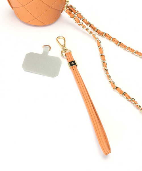 N.（N. Natural Beauty Basic）（エヌエヌナチュラルビューティーベーシック）の「◆ストラップ付キルティングポーチショルダーバッグ（ショルダーバッグ・レディース・ブラック/オレンジ・ﾌﾘ-）」の20枚目の写真