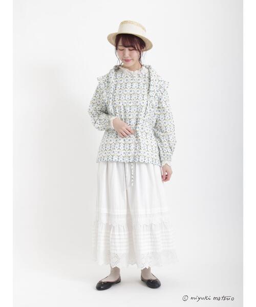 Samansa Mos2(サマンサ モスモス)の「【miyuki matsuo × SamansaMos2】三角スカーフ(ストール/ショール・レディース・ベージュ/キナリ・フリ-)」の10枚目の写真