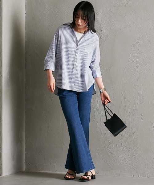 Soiunique（スワユニーク）の「カルゼ風やわらかストライプシャツ ［Soiunique］（シャツ/ブラウス・レディース・ホワイト×ブルー/ホワイト×ブラック/ホワイト×ネイビー・M/L/LL）」の4枚目の写真