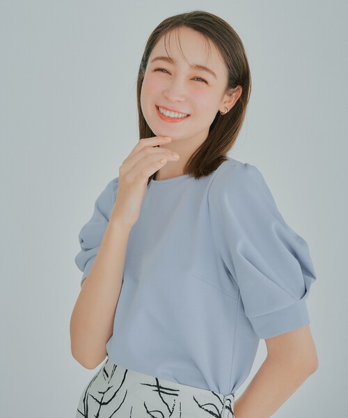 index（インデックス）の「◆タックスリーブトップス【UV/吸水速乾/洗濯機洗い可】（Tシャツ/カットソー・レディース・ホワイト系/オレンジ/ネイビー/ライトグレー/ライトブルー・36/38/40/42）」の3枚目の写真