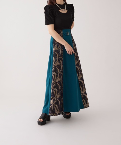 Ellno de Mavie（エルノデメヴィ）の「カットアウトカットソー（Tシャツ/カットソー・レディース・ブラック/ブルー・MEDIUM）」の13枚目の写真