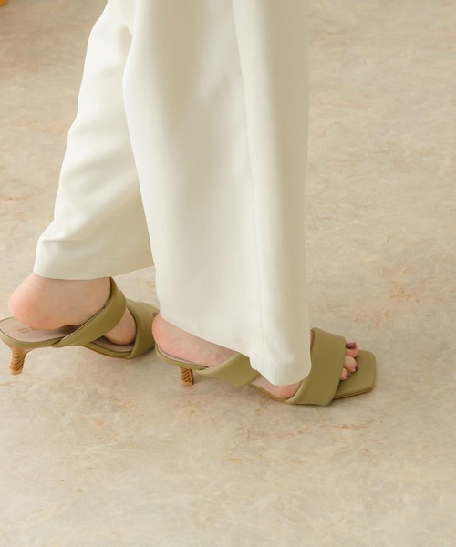 RODE SKO（ロデスコ）の「5センチスクエアクッションサンダル（サンダル・レディース・ブラック/グリーン/アイボリー・37/38）」の6枚目の写真
