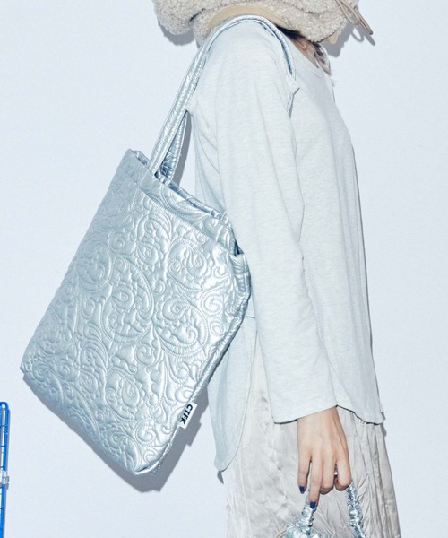 CONTROL FREAK（コントロールフリーク）の「CONTROL FREAK(コントロールフリーク)PUペイズリーキルトトート（トートバッグ・レディース・アイボリー/ブルー/ブラック/ピンク/シルバー・FREE）」の5枚目の写真