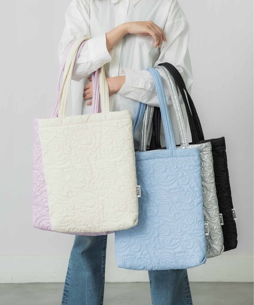 CONTROL FREAK（コントロールフリーク）の「CONTROL FREAK(コントロールフリーク)PUペイズリーキルトトート（トートバッグ・レディース・アイボリー/ブルー/ブラック/ピンク/シルバー・FREE）」の4枚目の写真