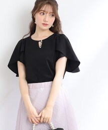 ◆【S-LL/オンオフ着回せる】パール調釦付きフレアブラウス