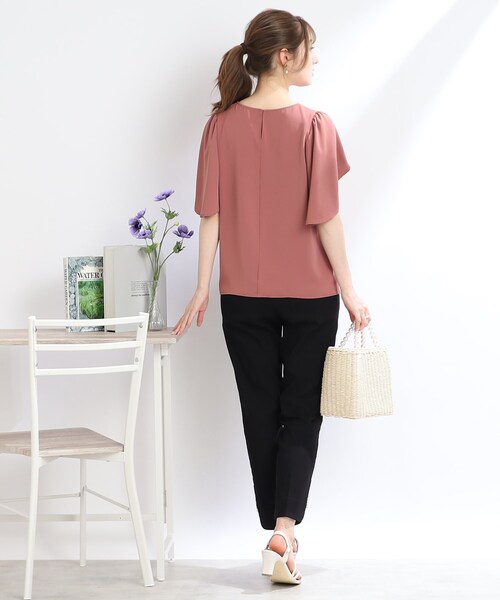 couture brooch（クチュールブローチ）の「◆【S-LL/オンオフ着回せる】パール調釦付きフレアブラウス（シャツ/ブラウス・レディース・ピンク系/ライトグレー/ブラック・42/38/40/36）」の21枚目の写真