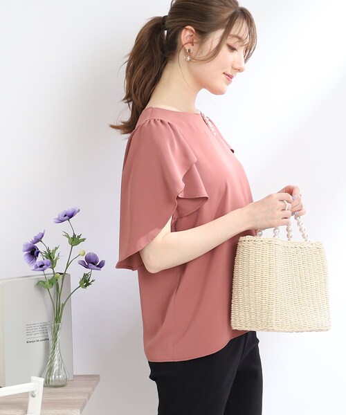 couture brooch（クチュールブローチ）の「◆【S-LL/オンオフ着回せる】パール調釦付きフレアブラウス（シャツ/ブラウス・レディース・ピンク系/ライトグレー/ブラック・42/38/40/36）」の19枚目の写真