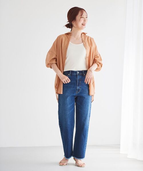 le.coeur blanc（ルクールブラン）の「シアーオーバーレギュラーカラーシャツ（シャツ/ブラウス・レディース・モカ/ピンクベージュ/ベージュ・38）」の4枚目の写真