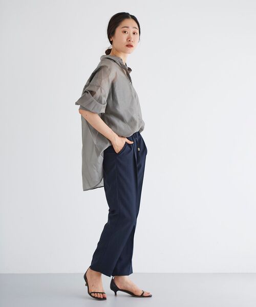 le.coeur blanc（ルクールブラン）の「シアーオーバーレギュラーカラーシャツ（シャツ/ブラウス・レディース・モカ/ピンクベージュ/ベージュ・38）」の6枚目の写真